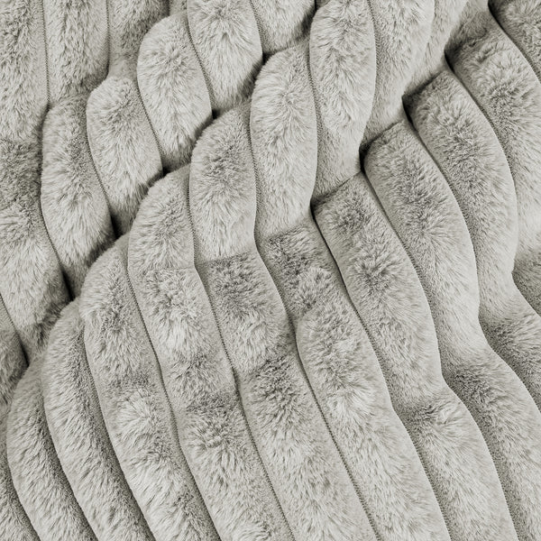 Dekokissen / Sofa Kissenbezug Rund 50cm - Ultra Plüsch Cord Salbeigrün Fabric Close-up Image